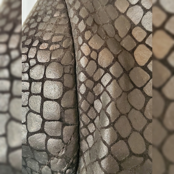 Genuine Leather (Python Print) Short-Collar Jacket - Picture 7 of 7